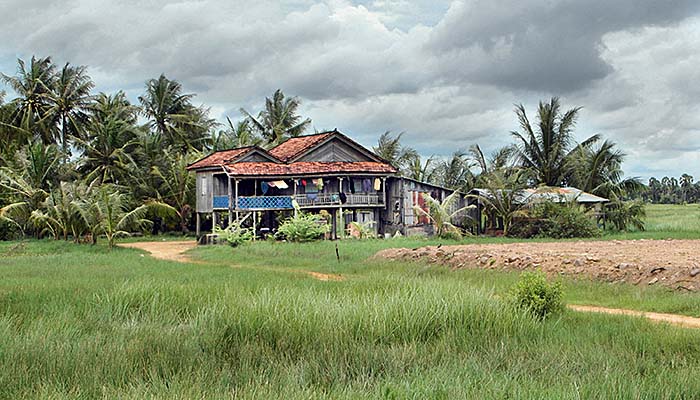 'Rural House in Kampot' by Asienreisender